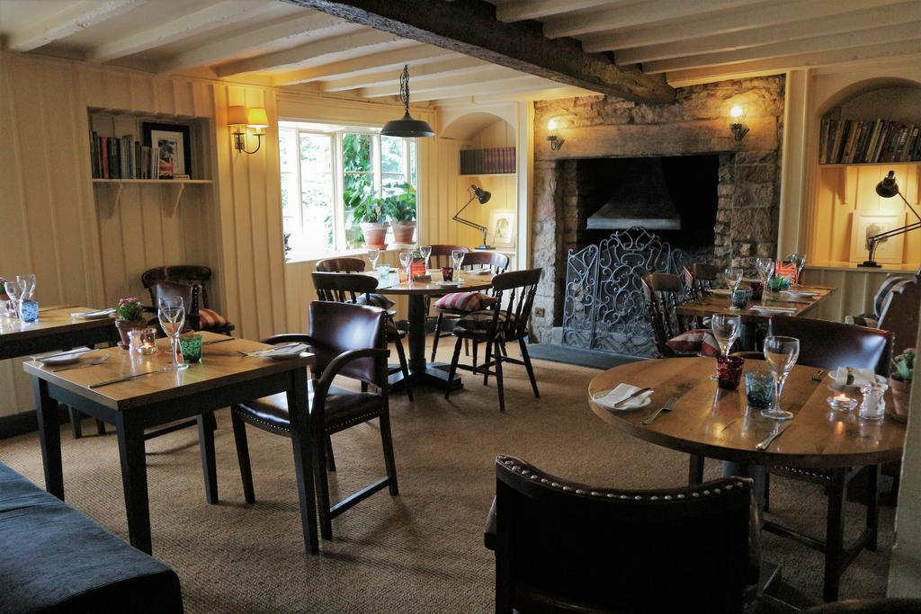 The Red Lion Inn Long Compton Екстер'єр фото