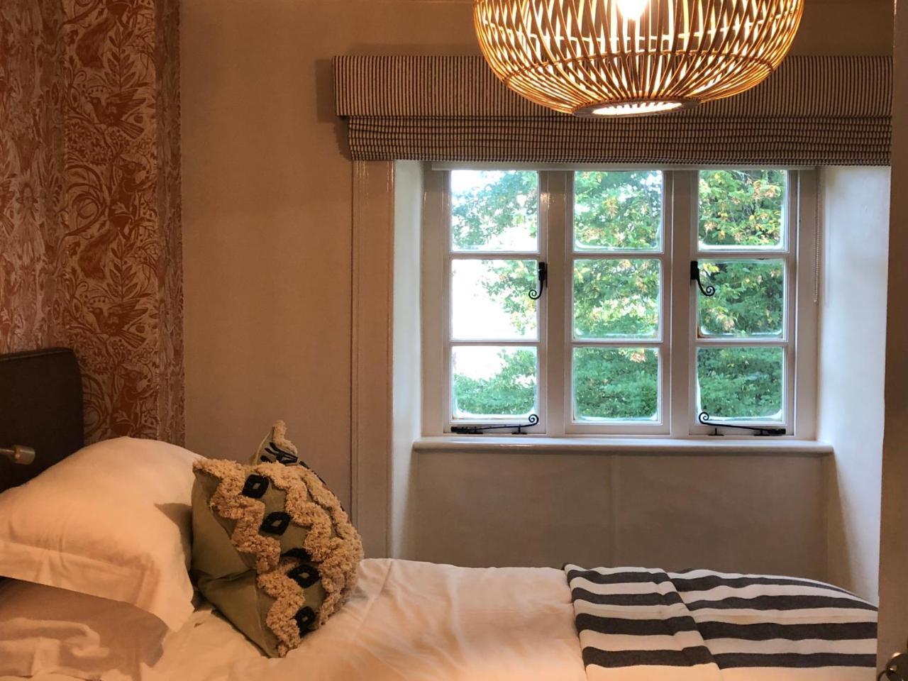 The Red Lion Inn Long Compton Екстер'єр фото