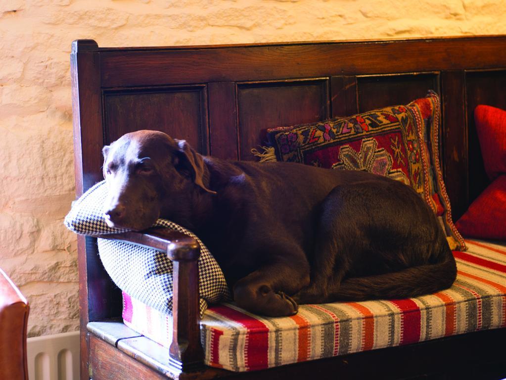 The Red Lion Inn Long Compton Екстер'єр фото