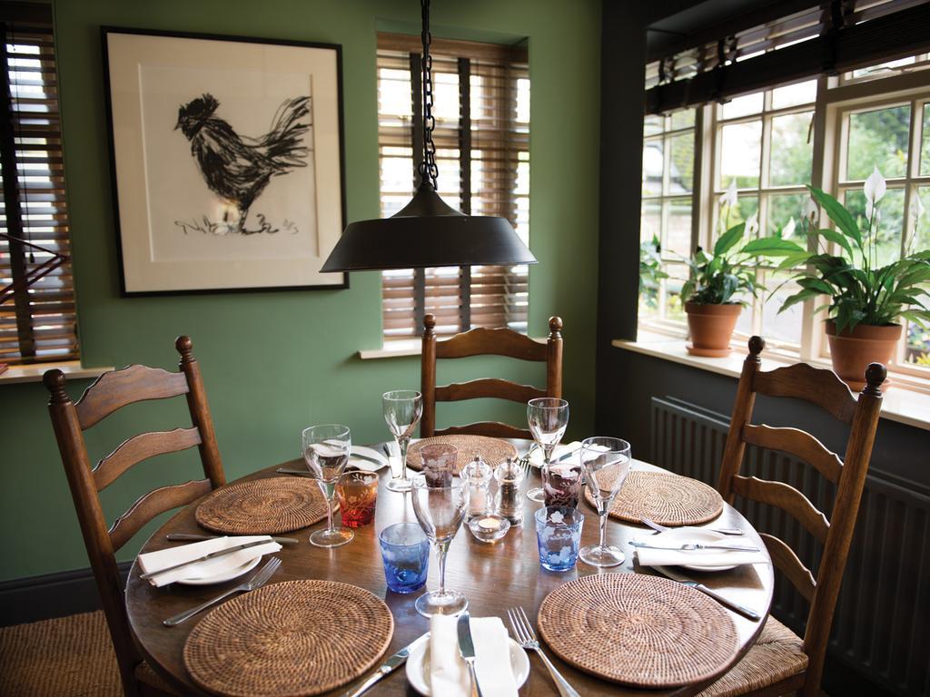 The Red Lion Inn Long Compton Екстер'єр фото