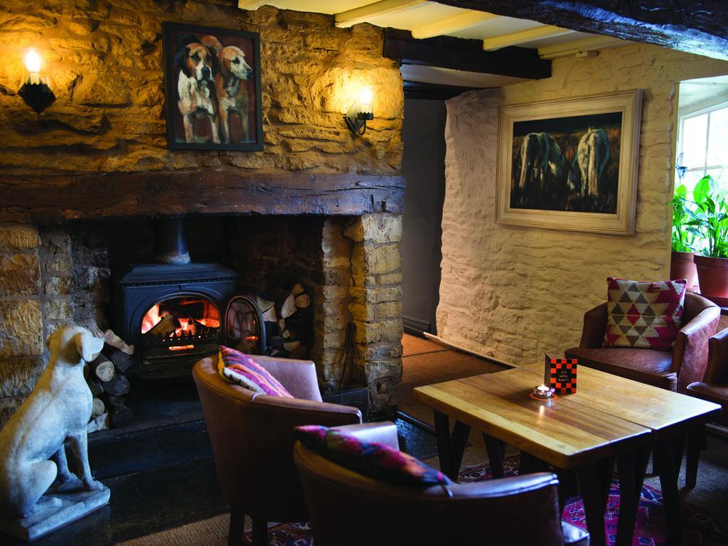 The Red Lion Inn Long Compton Екстер'єр фото