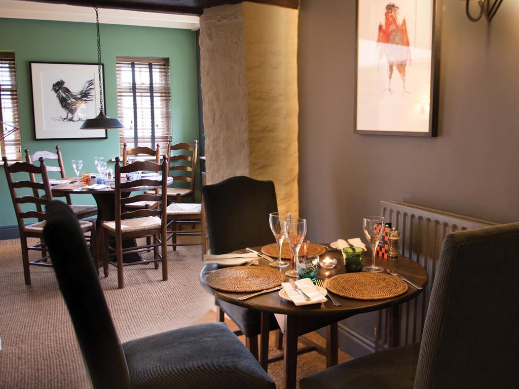 The Red Lion Inn Long Compton Екстер'єр фото