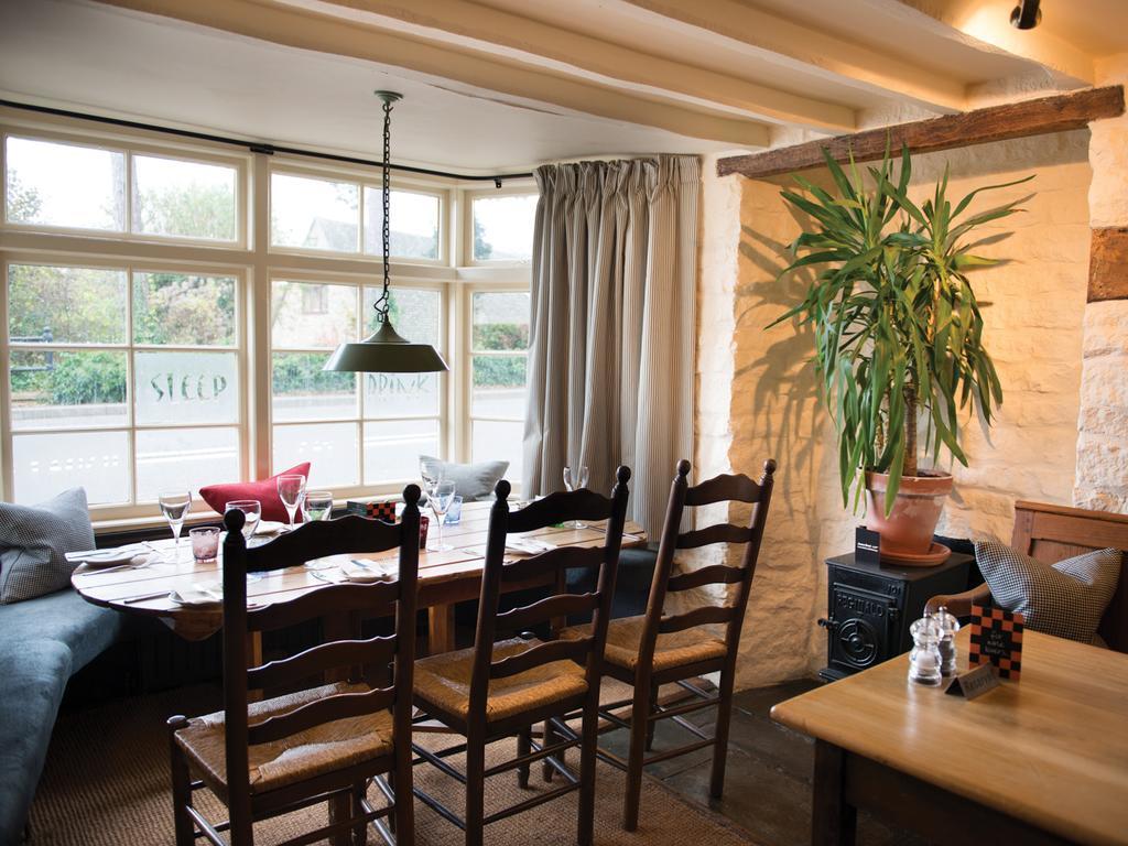 The Red Lion Inn Long Compton Екстер'єр фото